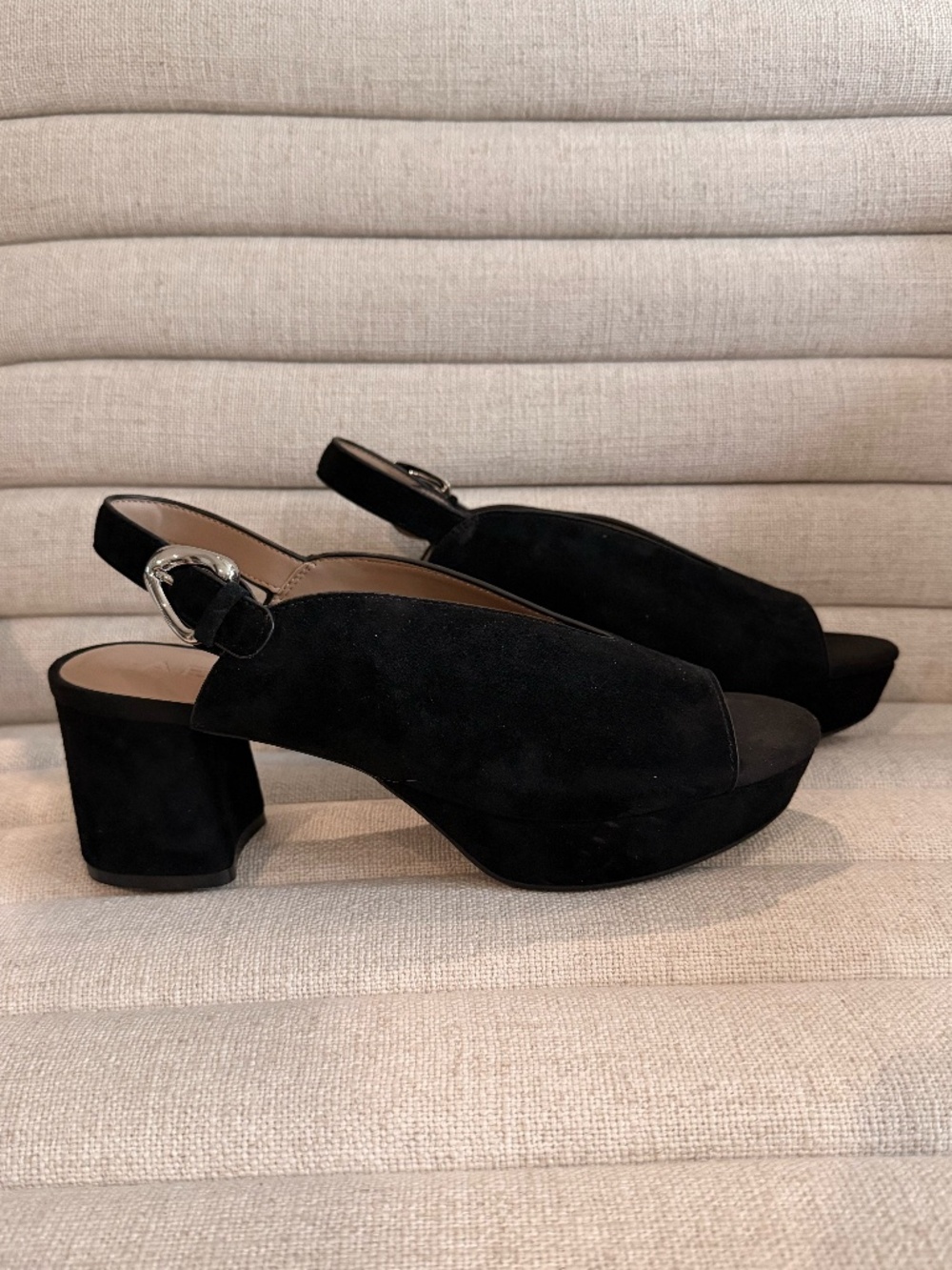 BRAND NEW Women's Aerosoles Cornelia Sandal, Sz 9